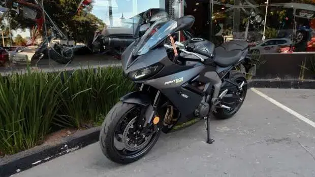 Triumph Daytona 660 ABS