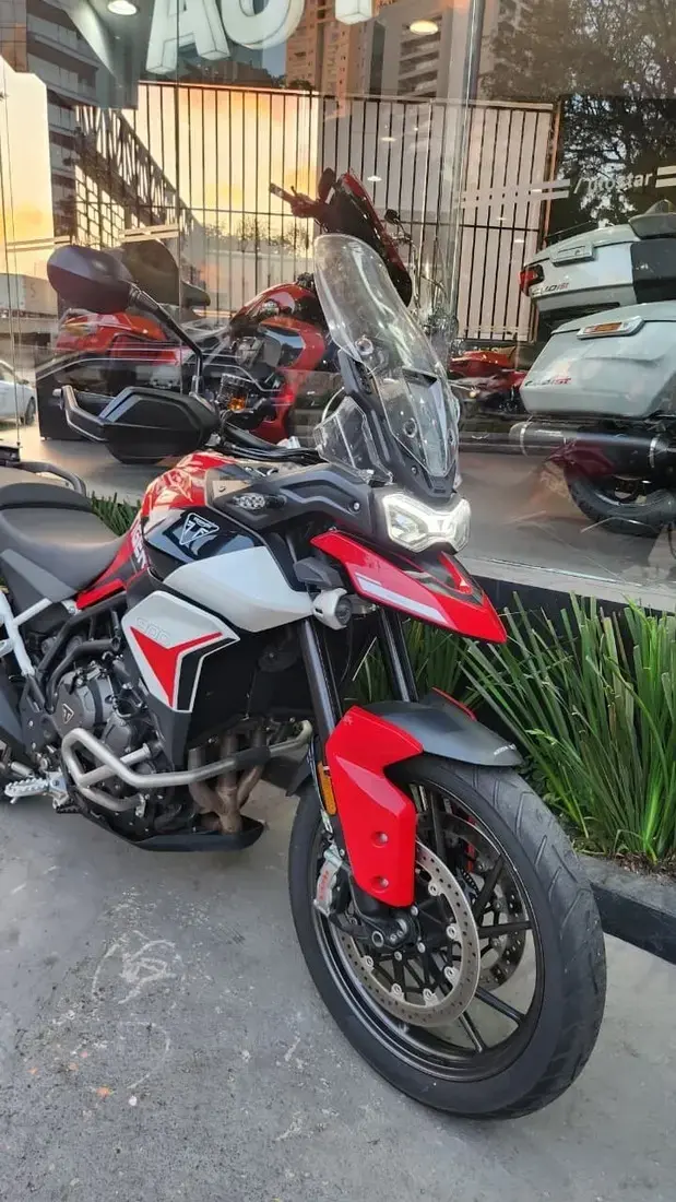 galeria Tiger 900