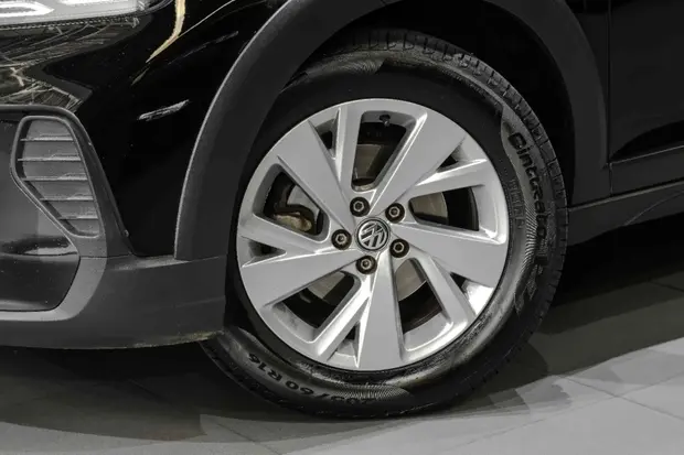 Volkswagen NIVUS 1.0 200 TSI TOTAL FLEX COMFORTLINE AUTOMÁTICO