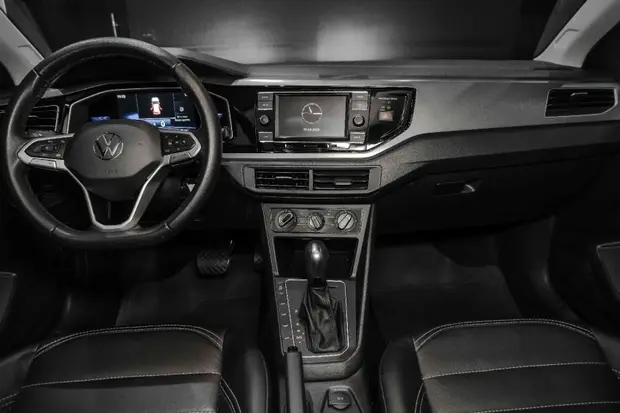 Volkswagen NIVUS 1.0 200 TSI TOTAL FLEX COMFORTLINE AUTOMÁTICO