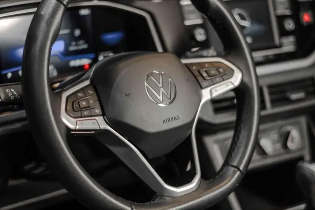 Volkswagen NIVUS 1.0 200 TSI TOTAL FLEX COMFORTLINE AUTOMÁTICO