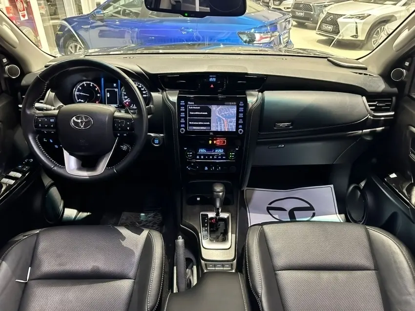 galeria HILUX SW4