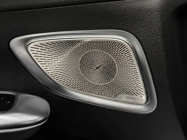 Mercedes Benz C 300 2.0 EQ BOOST HÍBRIDO AMG LINE 9G-TRONIC