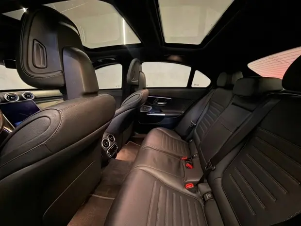Mercedes Benz C 300 2.0 EQ BOOST HÍBRIDO AMG LINE 9G-TRONIC