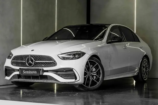 Mercedes Benz C 300 2.0 EQ BOOST HÍBRIDO AMG LINE 9G-TRONIC
