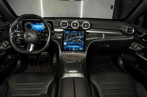 Mercedes Benz C 300 2.0 EQ BOOST HÍBRIDO AMG LINE 9G-TRONIC