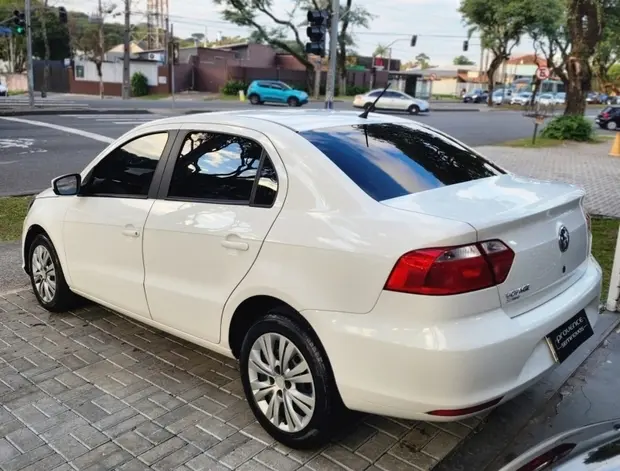 Volkswagen VOYAGE 1.6 MSI TOTALFLEX 4P MANUAL
