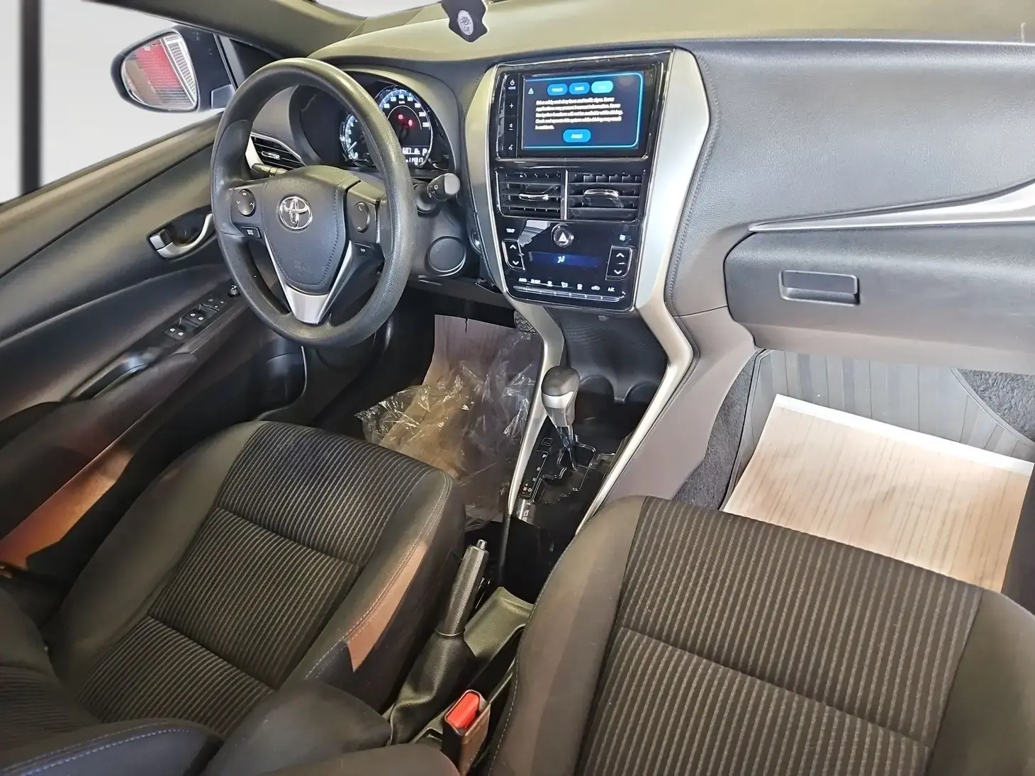galeria Yaris