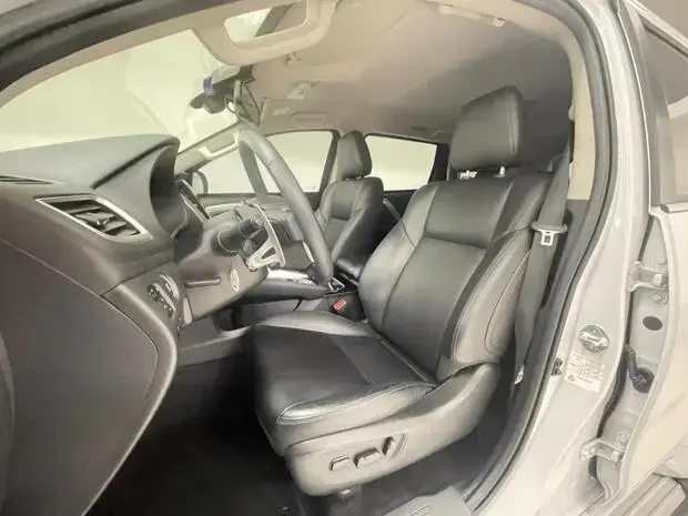 Mitsubishi Pajero Sport HPE 2.4