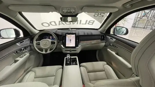 Volvo XC90 Ultra PHEV