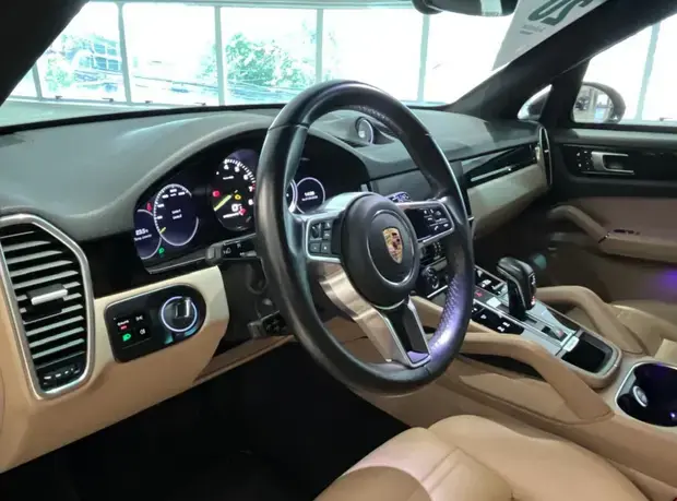 Porsche Cayenne E-Hybrid 3.0 V6