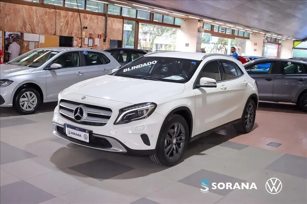 galeria GLA 200