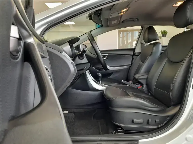 galeria ELANTRA