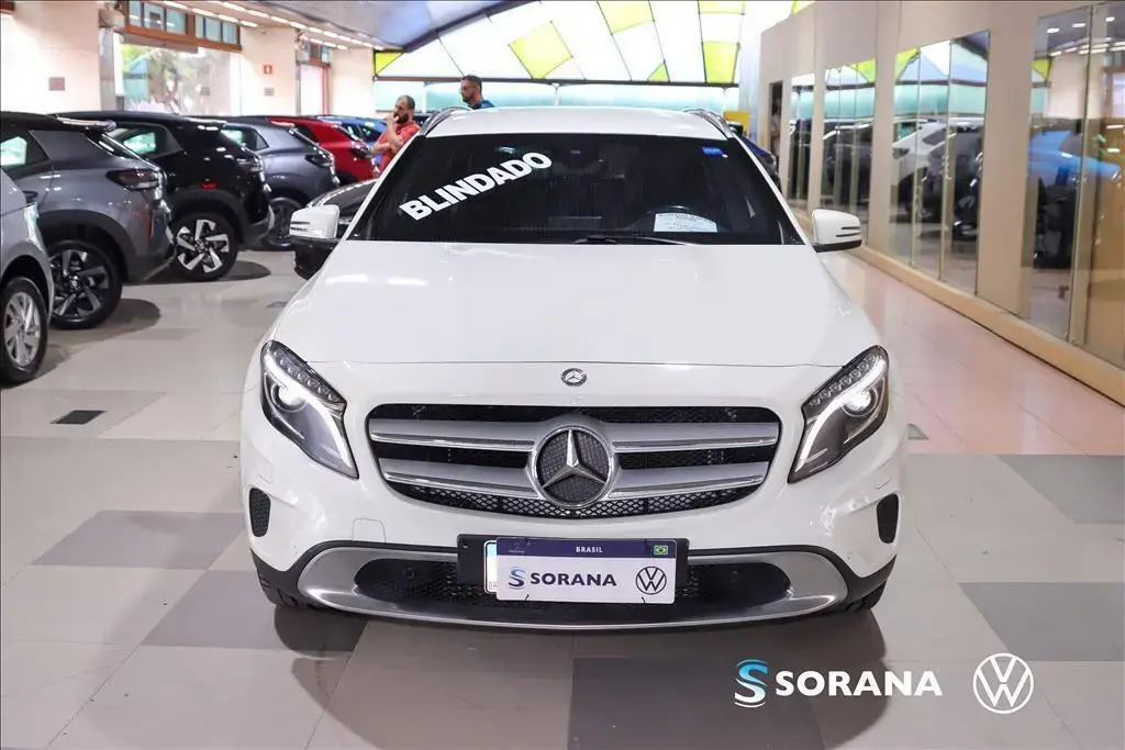 galeria GLA 200
