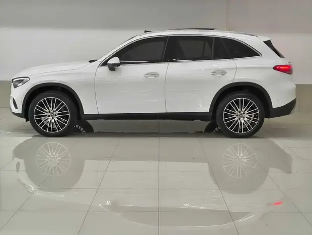 Mercedes Benz GLC 300 2.0 MHEV 4MATIC