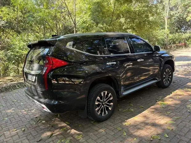 Mitsubishi PAJERO SPORT 2.4 16V MIVEC TURBO DIESEL HPE-S AWD AUTOMÁTICO