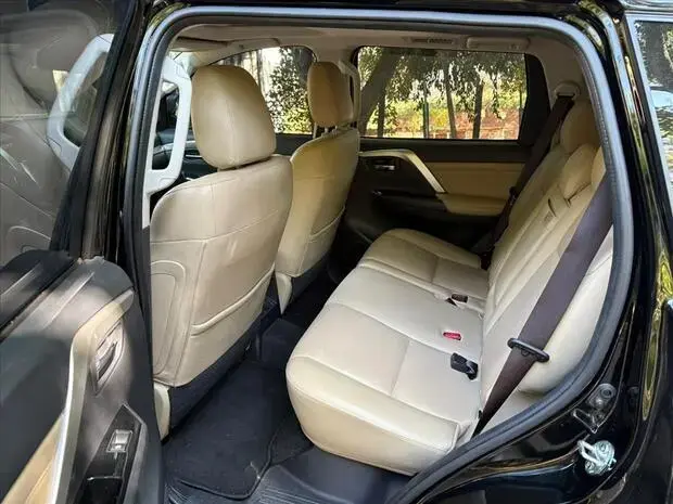 Mitsubishi PAJERO SPORT 2.4 16V MIVEC TURBO DIESEL HPE-S AWD AUTOMÁTICO