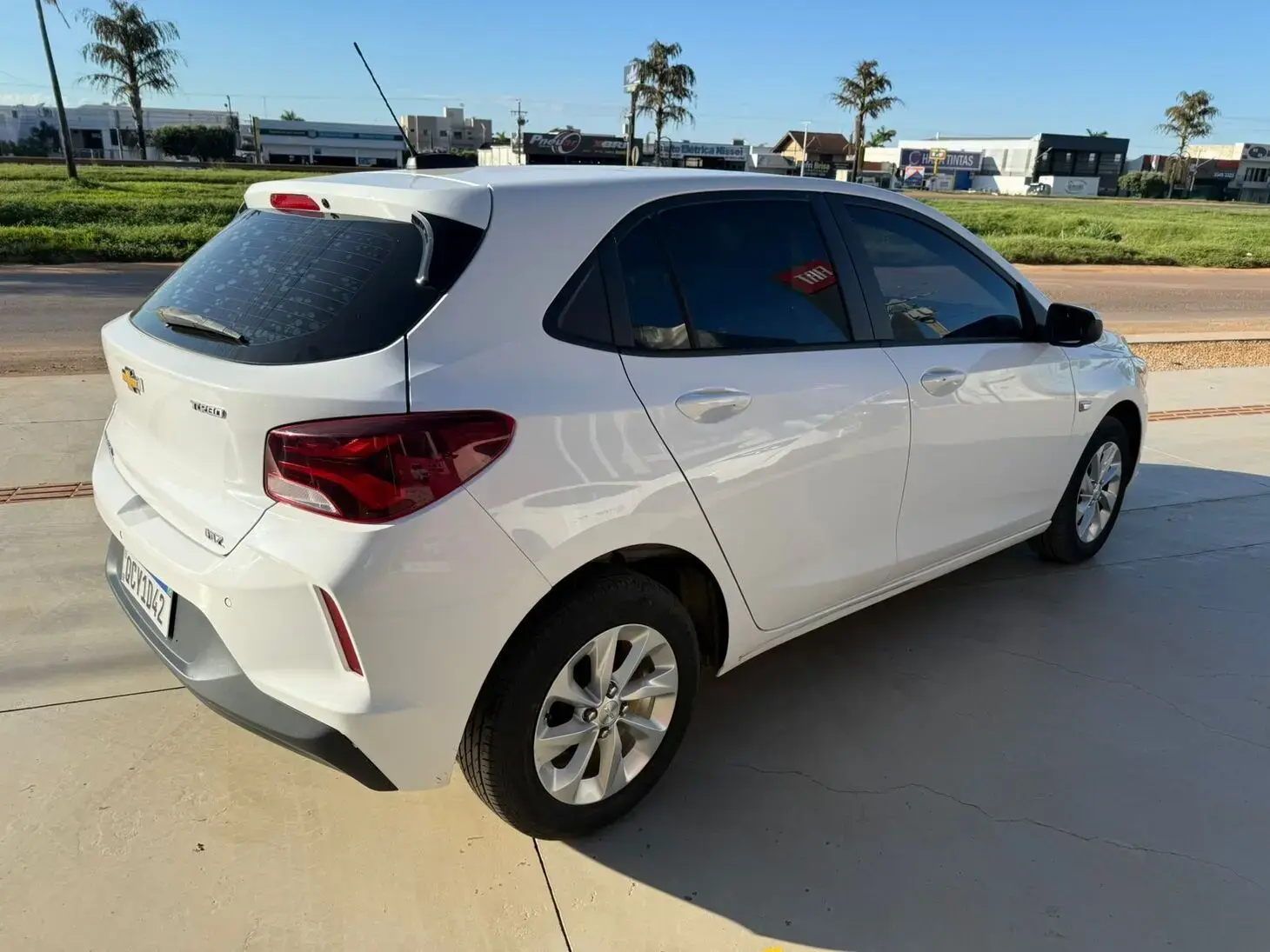 galeria ONIX LTZ 1.0 TURBO
