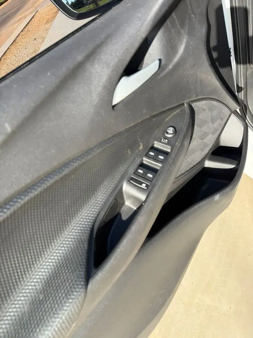 galeria ONIX LTZ 1.0 TURBO
