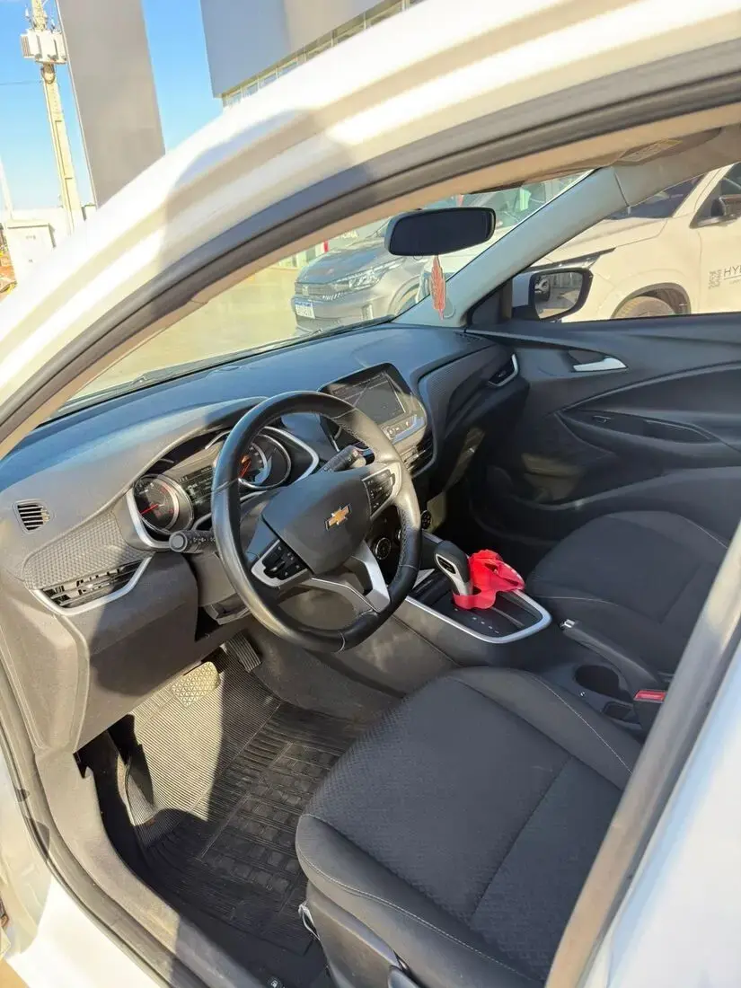 galeria ONIX LTZ 1.0 TURBO