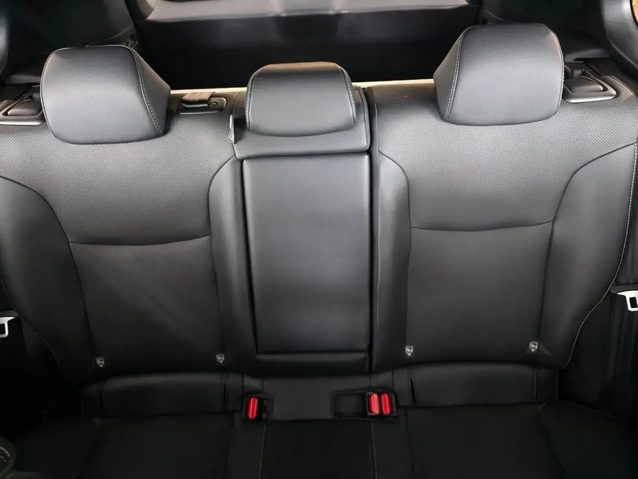 galeria COROLLA CROSS