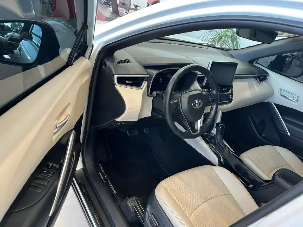 galeria Corolla Cross