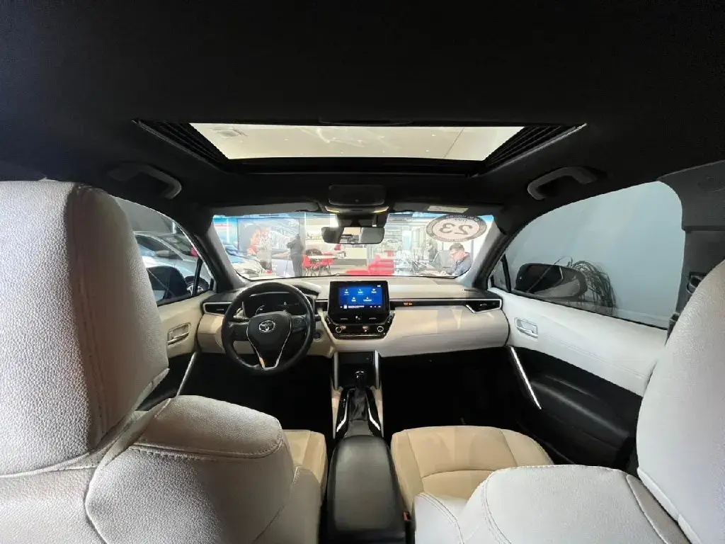 galeria Corolla Cross