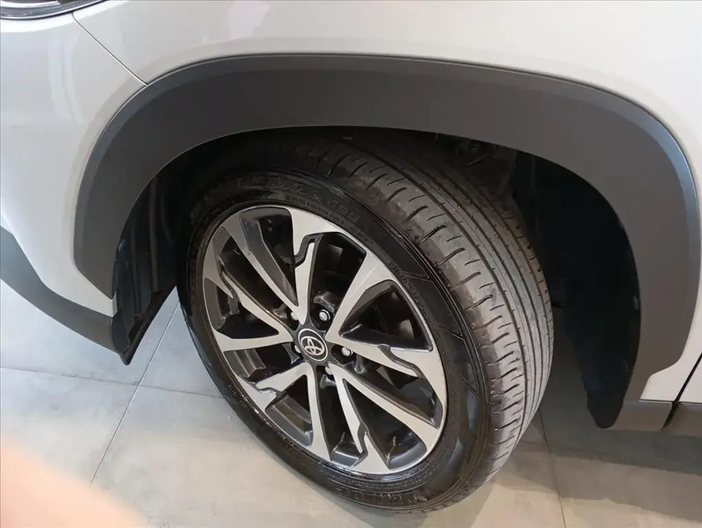 galeria COROLLA CROSS