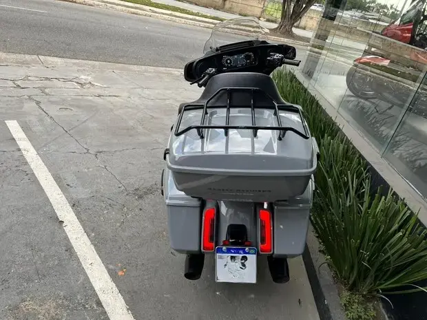 Harley Davidson Street Glide Ultra