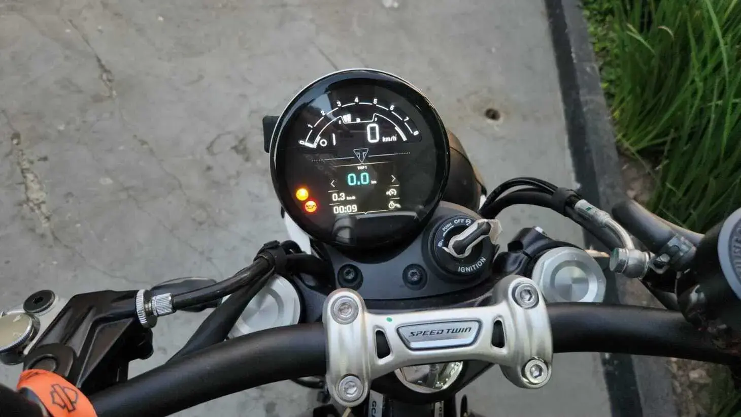 galeria Speed Twin 900