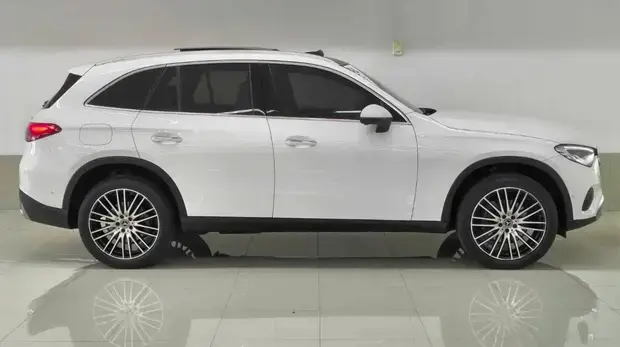 Mercedes Benz Classe GLC 300 AMG L. Cou. 4M 2.0 TB Aut. (Híb)