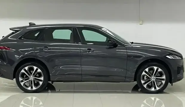 Jaguar F-Pace 2.0 R-Dynamic SE 404cv (Híbrido)