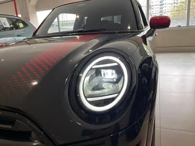 Mini John Cooper Works 2.0 Turbo AT