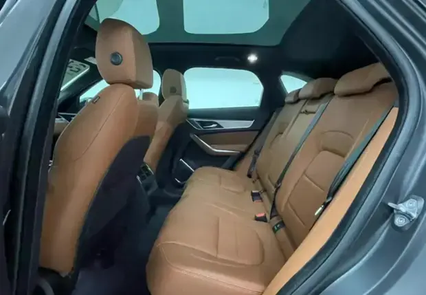 Jaguar F-Pace 2.0 R-Dynamic SE 404cv (Híbrido)