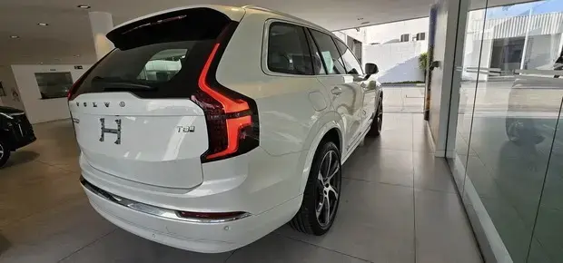 Volvo XC90 Plus PHEV