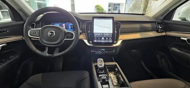 Volvo XC90 Plus PHEV