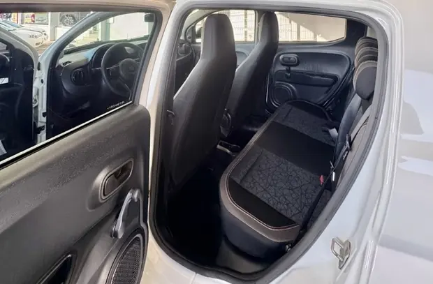 Fiat MOBI 1.0 EVO FLEX TREKKING MANUAL