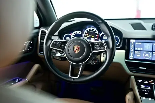 Porsche Cayenne E-Hybrid 3.0 V6