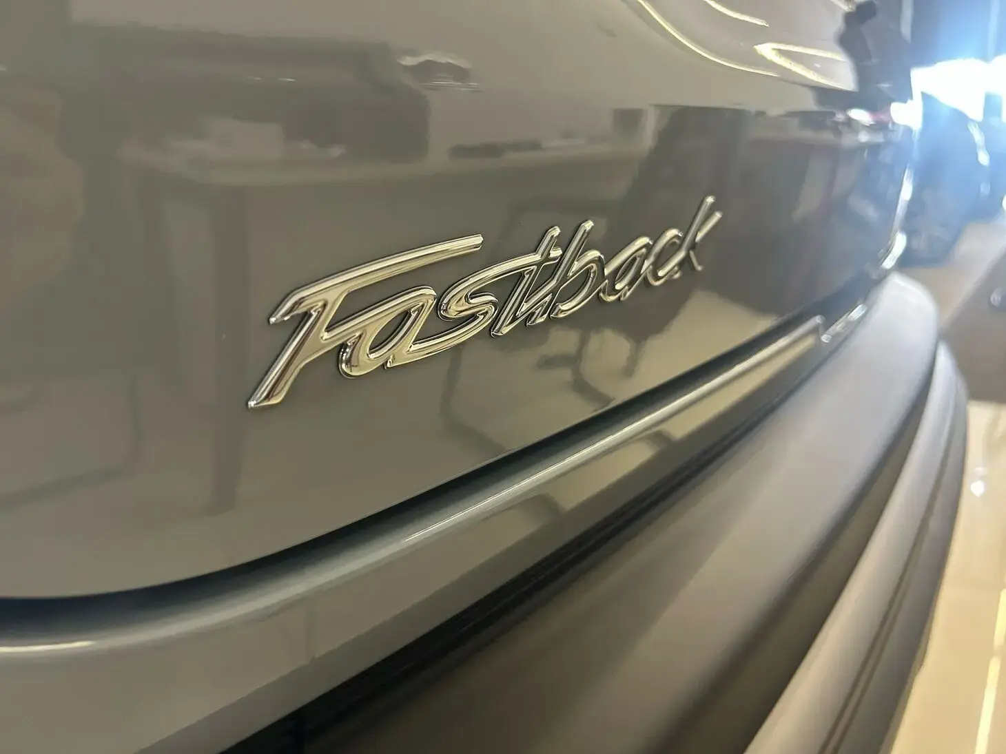 galeria Fastback