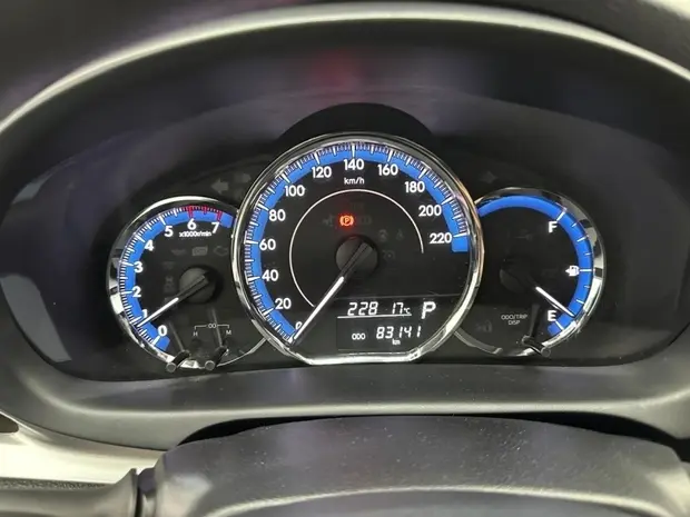 Toyota YARIS 1.3 16V FLEX XL PLUS TECH MULTIDRIVE