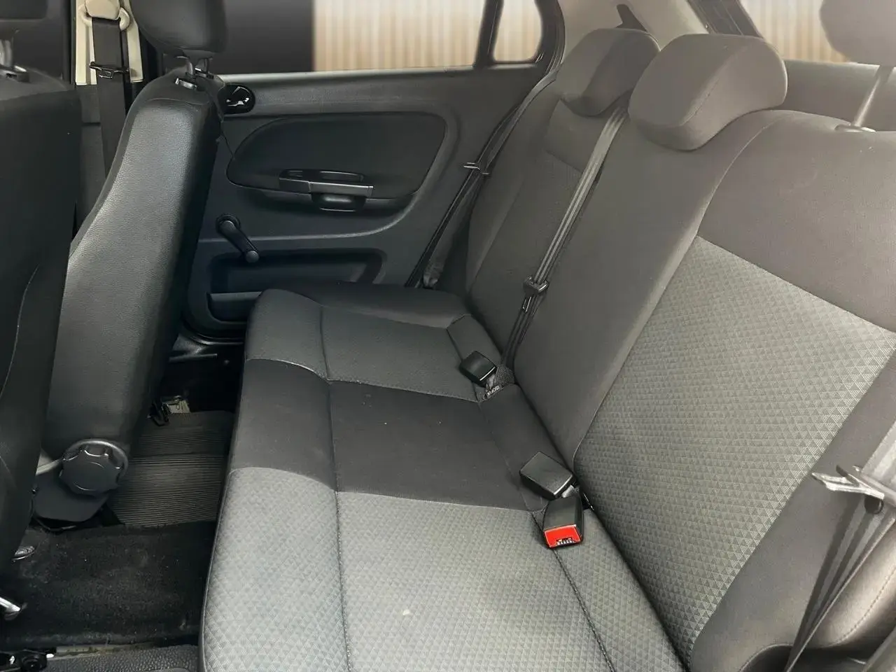 galeria Gol 1.0 Flex 12V 5p