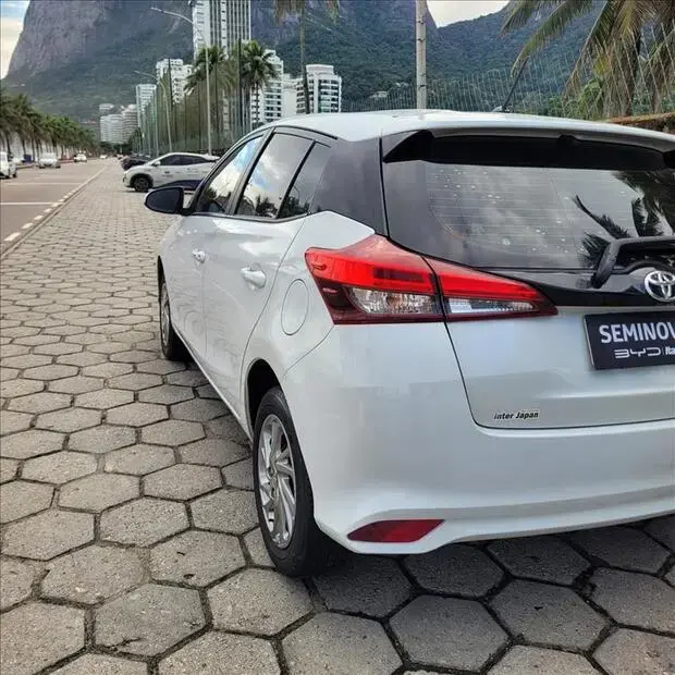 Toyota YARIS 1.5 16V FLEX XS MULTIDRIVE