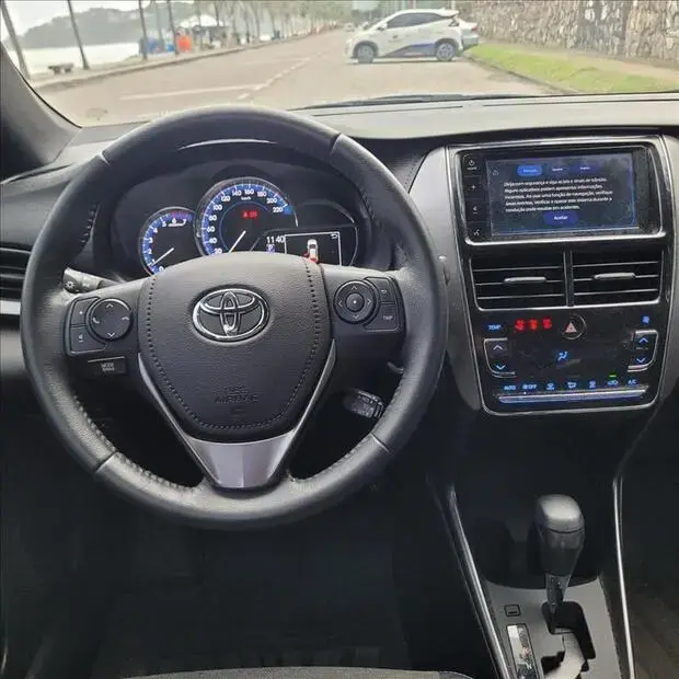 Toyota YARIS 1.5 16V FLEX XS MULTIDRIVE