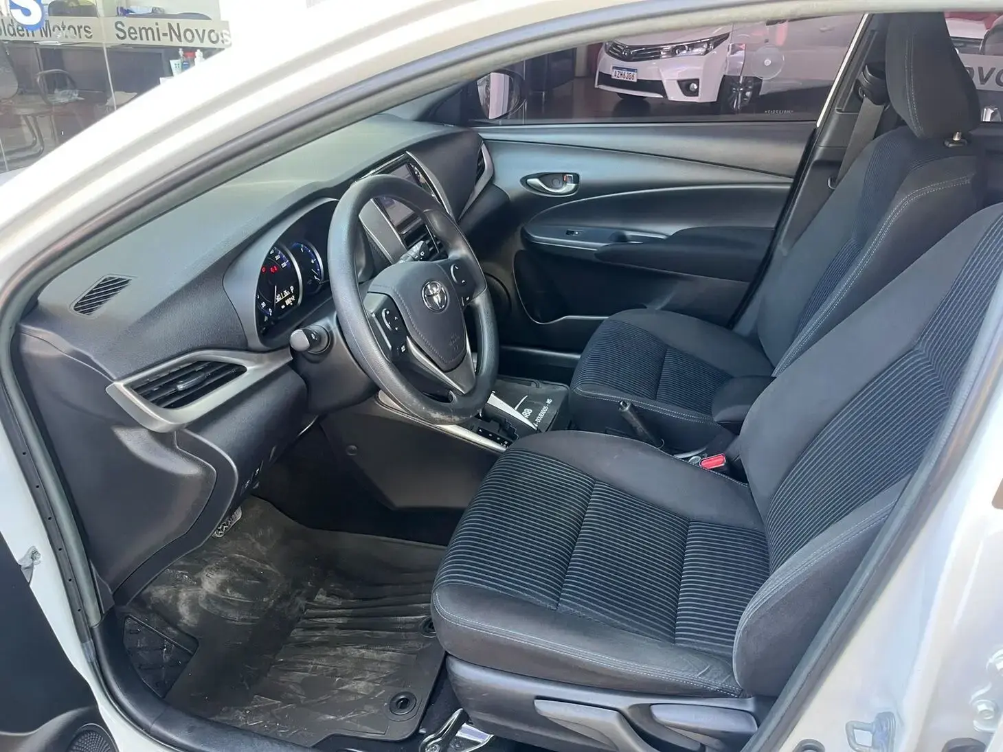 galeria YARIS