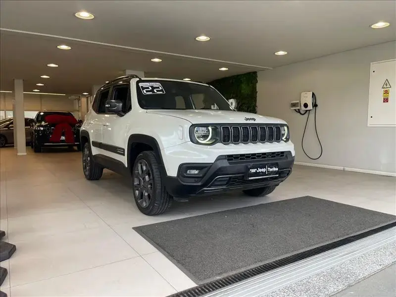 galeria RENEGADE