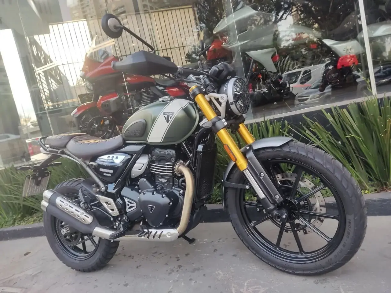 galeria Scrambler 400 X