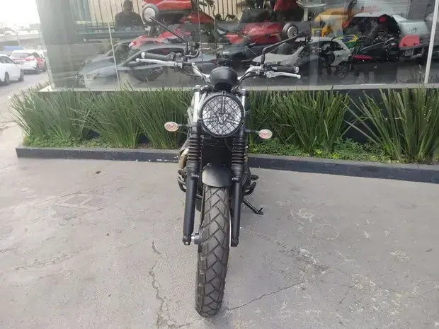 Triumph Scrambler 900 ABS