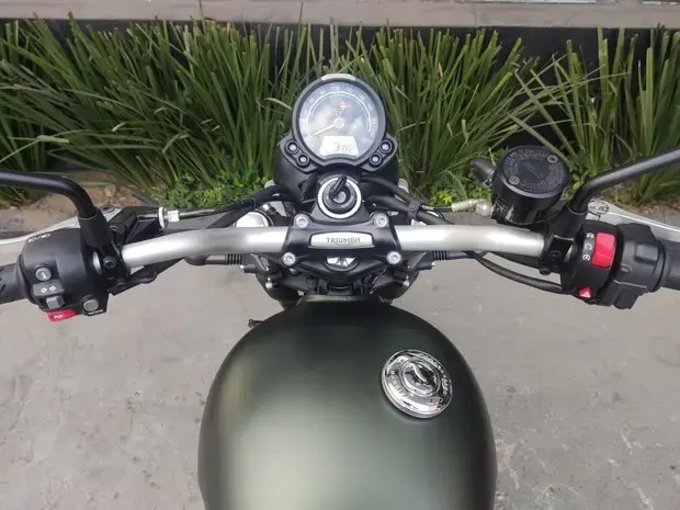 Triumph Scrambler 900 ABS