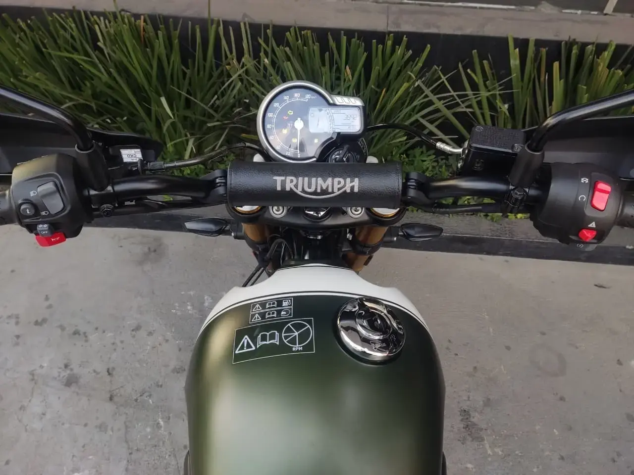 galeria Scrambler 400 X