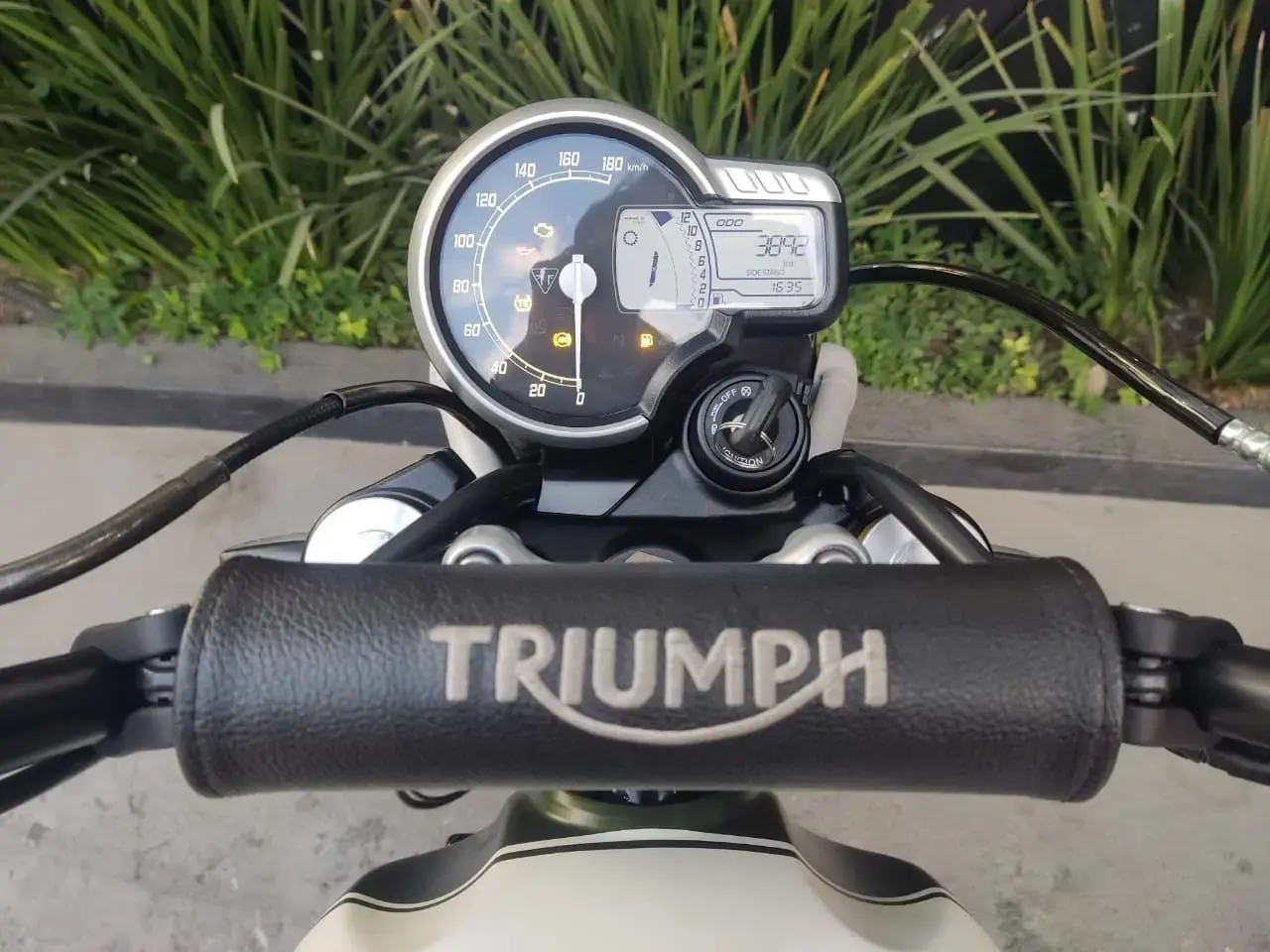 galeria Scrambler 400 X